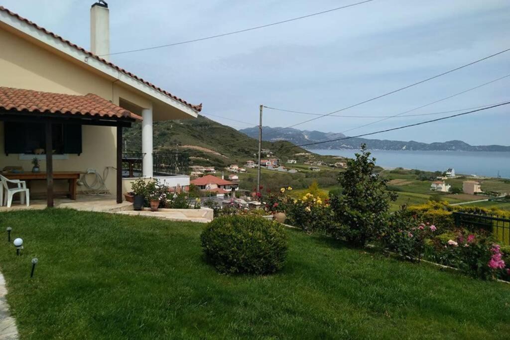 Villa Roses-Mourteri Luaran gambar