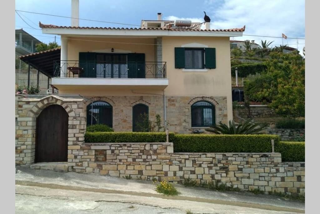 Villa Roses-Mourteri Luaran gambar